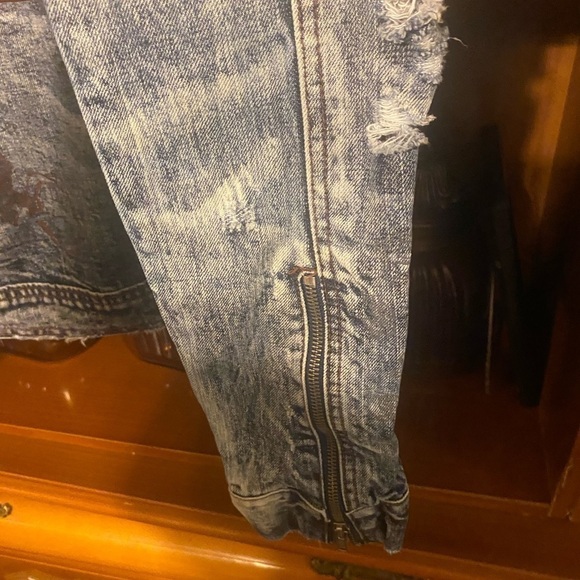 Jordan Craig Legacy Edition Graffiti & Distressed Denim Size Large - Picture 5 of 11